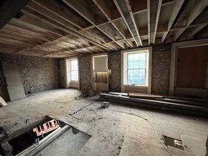 Photo 8- click for photo gallery